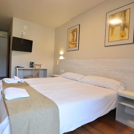 Hotel&Bar Ducay Оліте Екстер'єр фото