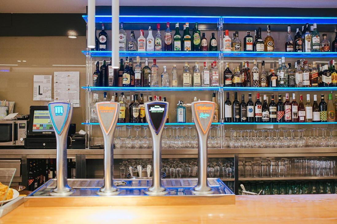 Hotel&Bar Ducay Оліте Екстер'єр фото